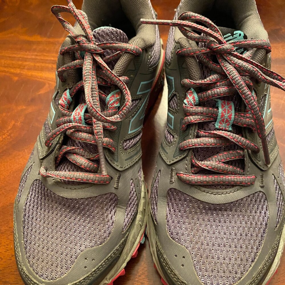 New Balance All Terrain 412 V3 Sneaker Size 6 Gray